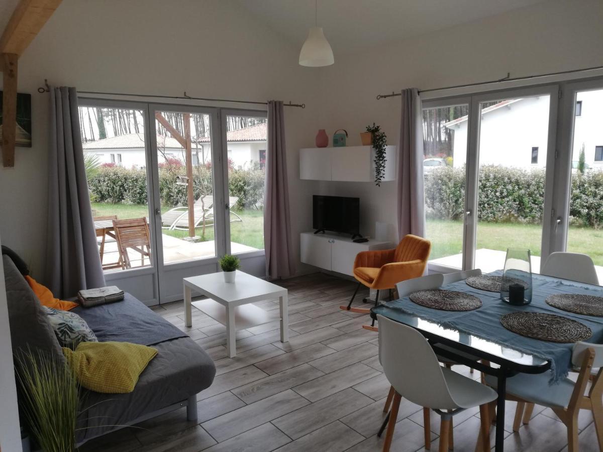 Maison moderne proche lac et plage Léon Extérieur photo